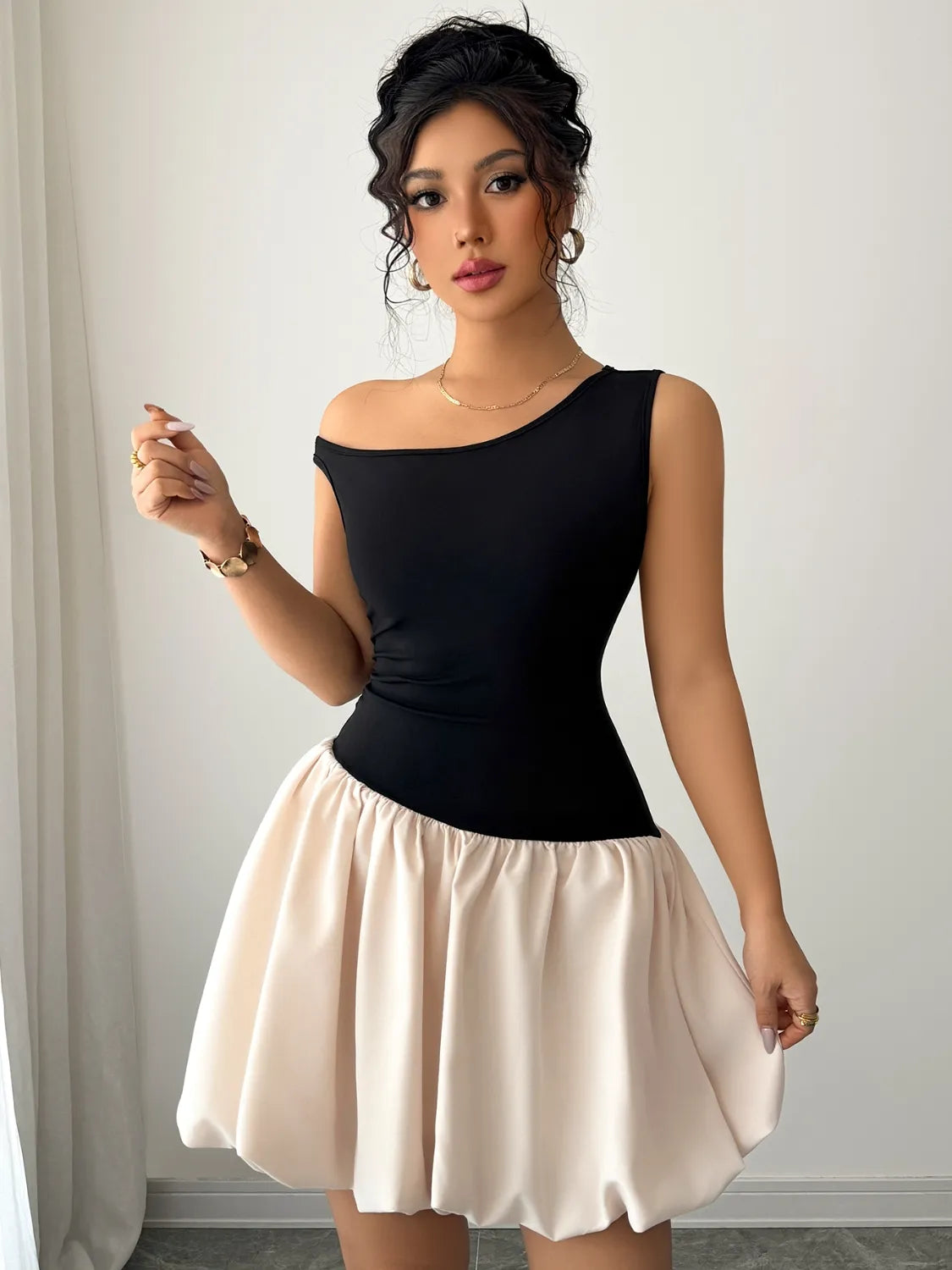 Contrast Single Shoulder Mini Tank Dress